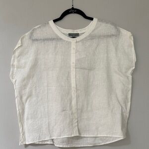 Lightweight White Linen Button-Front Women’s Top